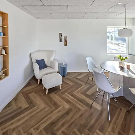 Σπίτι διακοπών 4 Bedroom Beautiful In