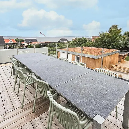 4 Bedroom Beautiful In