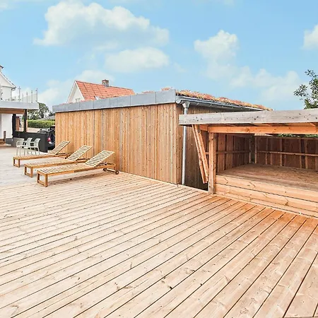 4 Bedroom Beautiful In