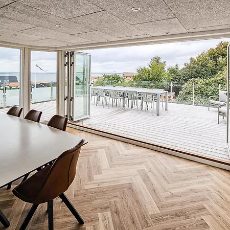 Σπίτι διακοπών 4 Bedroom Beautiful In